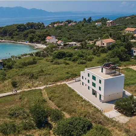 Villa Sucuraj Apartment